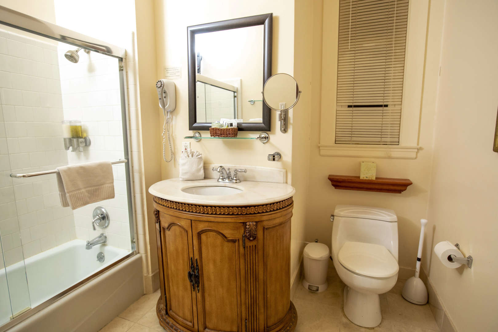 Photo - Washington Square Inn