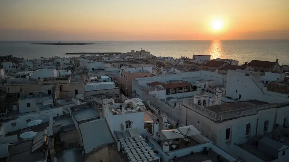 Photo - The Crown Palace - Gallipoli