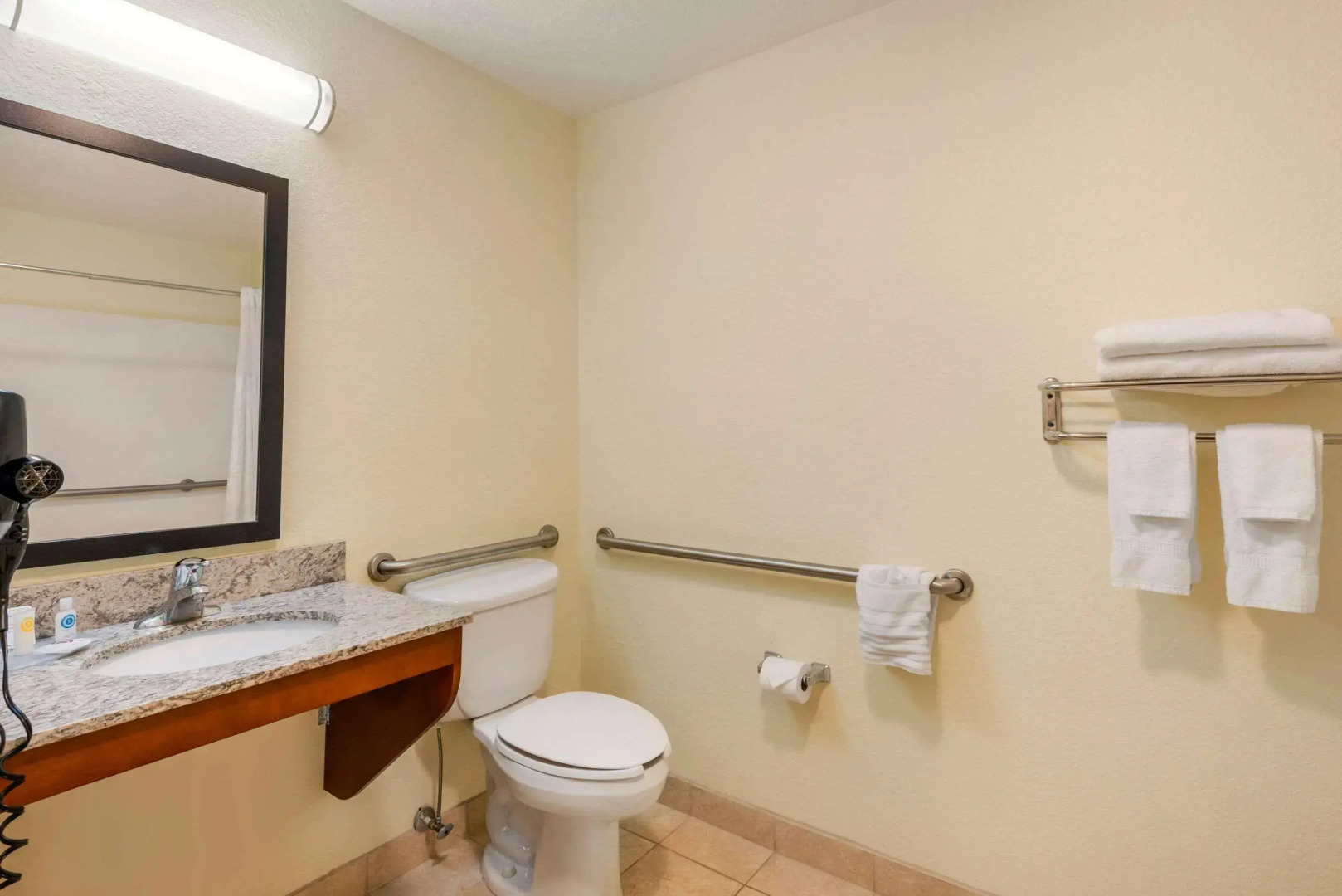 Foto - Comfort Inn & Suites Northeast - Gateway