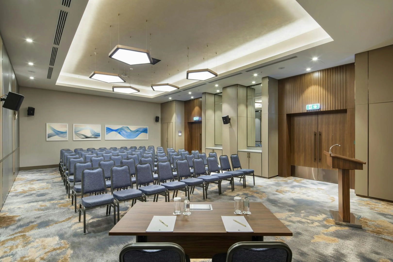 Photo - DoubleTree by Hilton Skopje