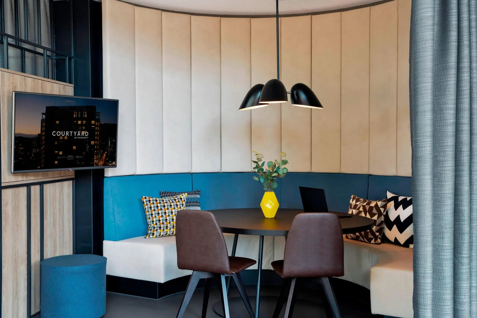 Foto - Courtyard by Marriott Zurich North