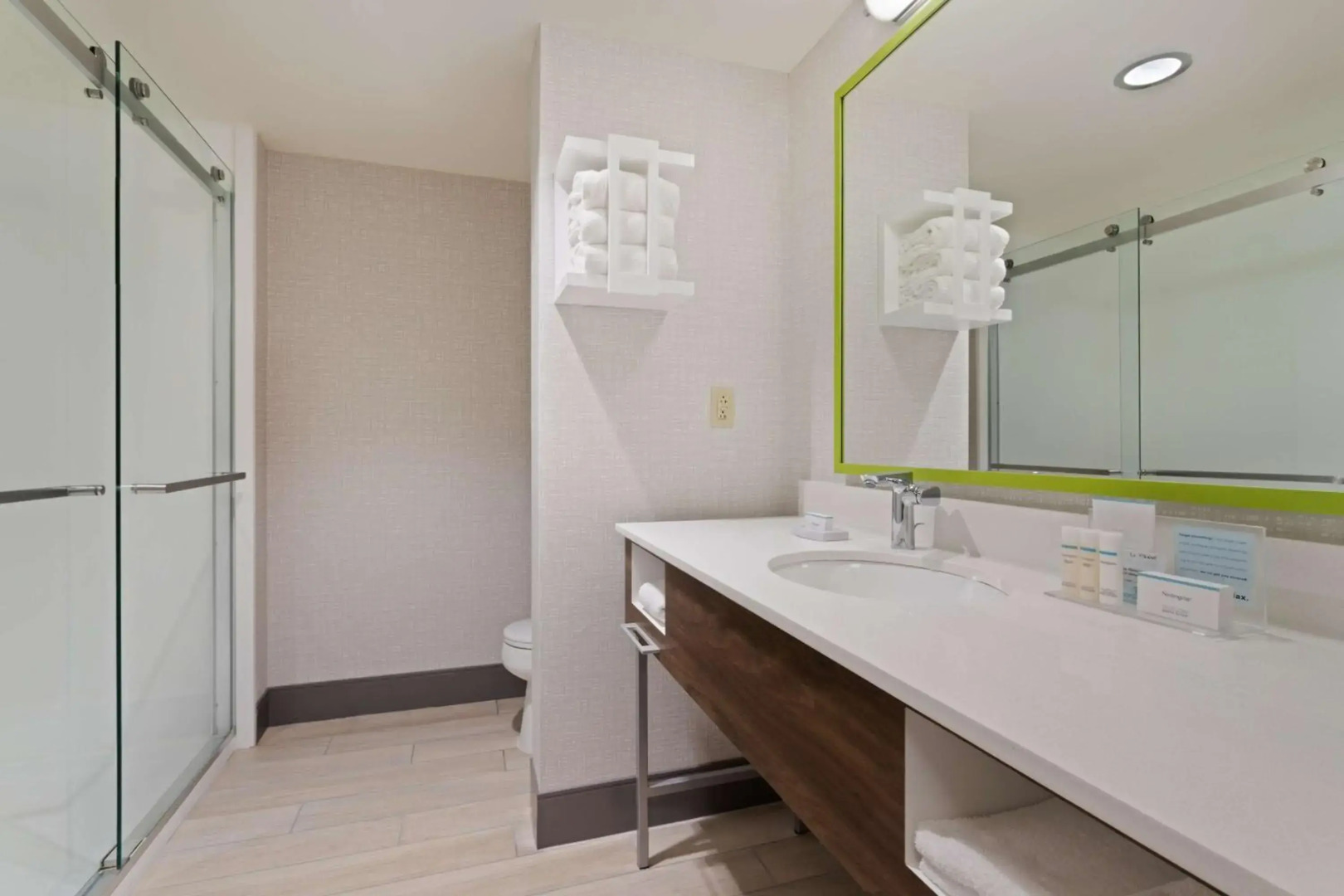 Foto - Red Roof PLUS Miami Airport