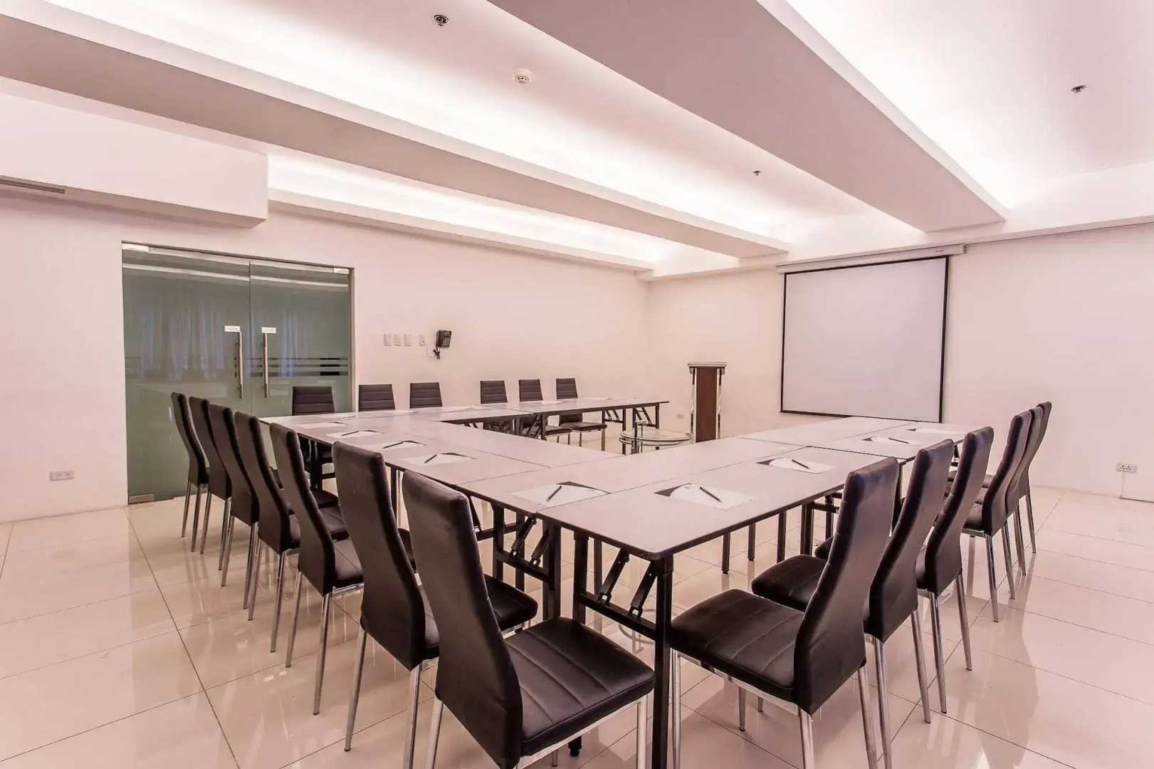 Photo - Y2 Residence Hotel Managed by HII