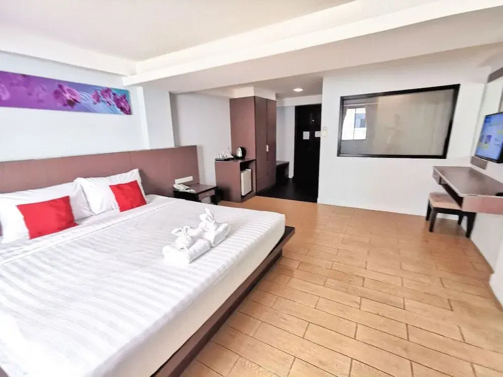 Foto - Scandia Beach Hotel - Soi 7 Best Location - 200m to Beach next to Food Market