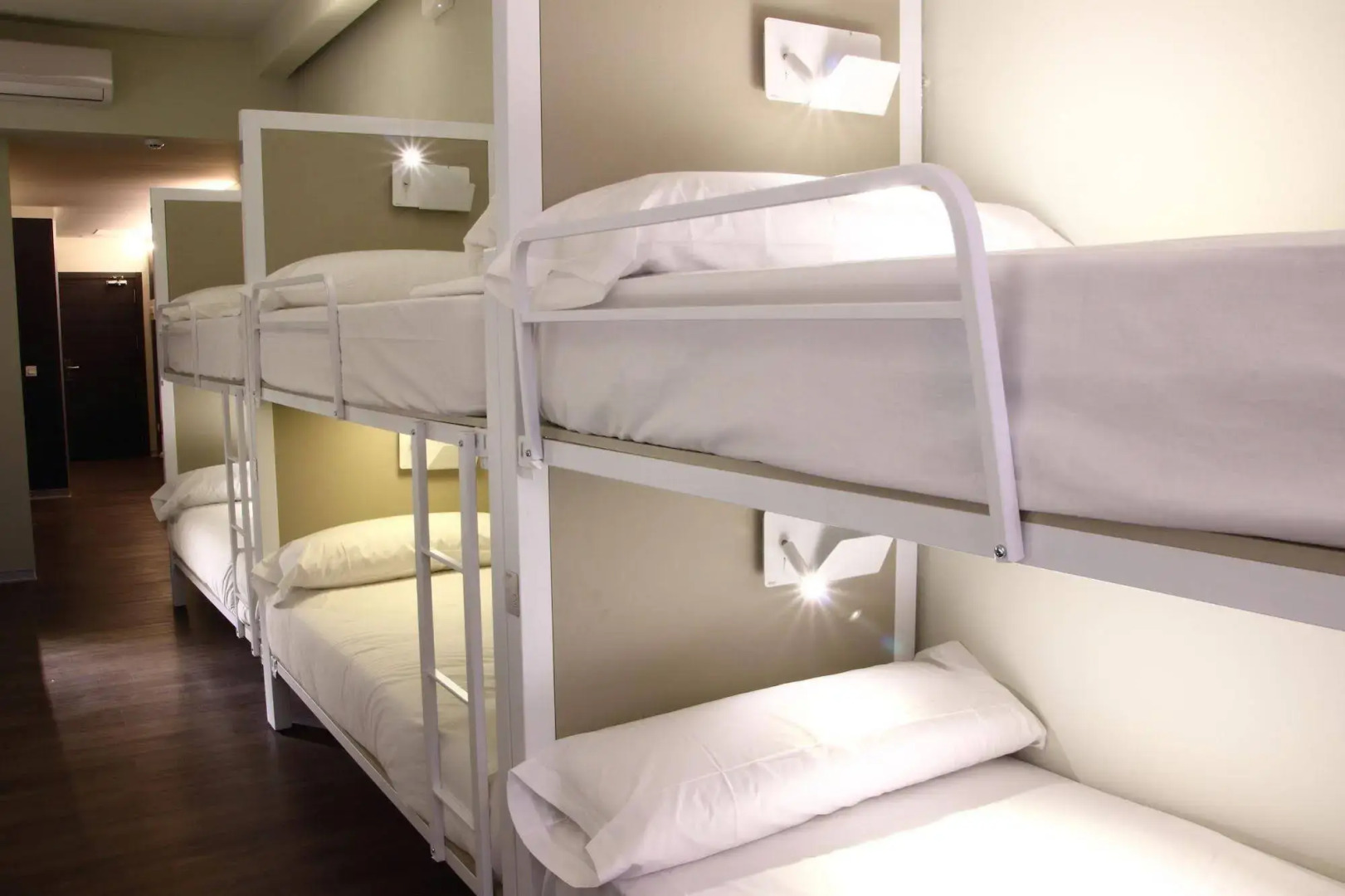 Photo - Poshtel Bilbao - Premium Hostel