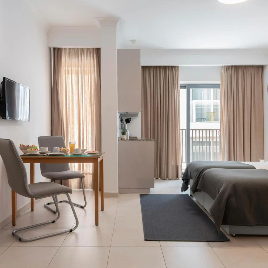 Photo - Plaza Regency Hotels