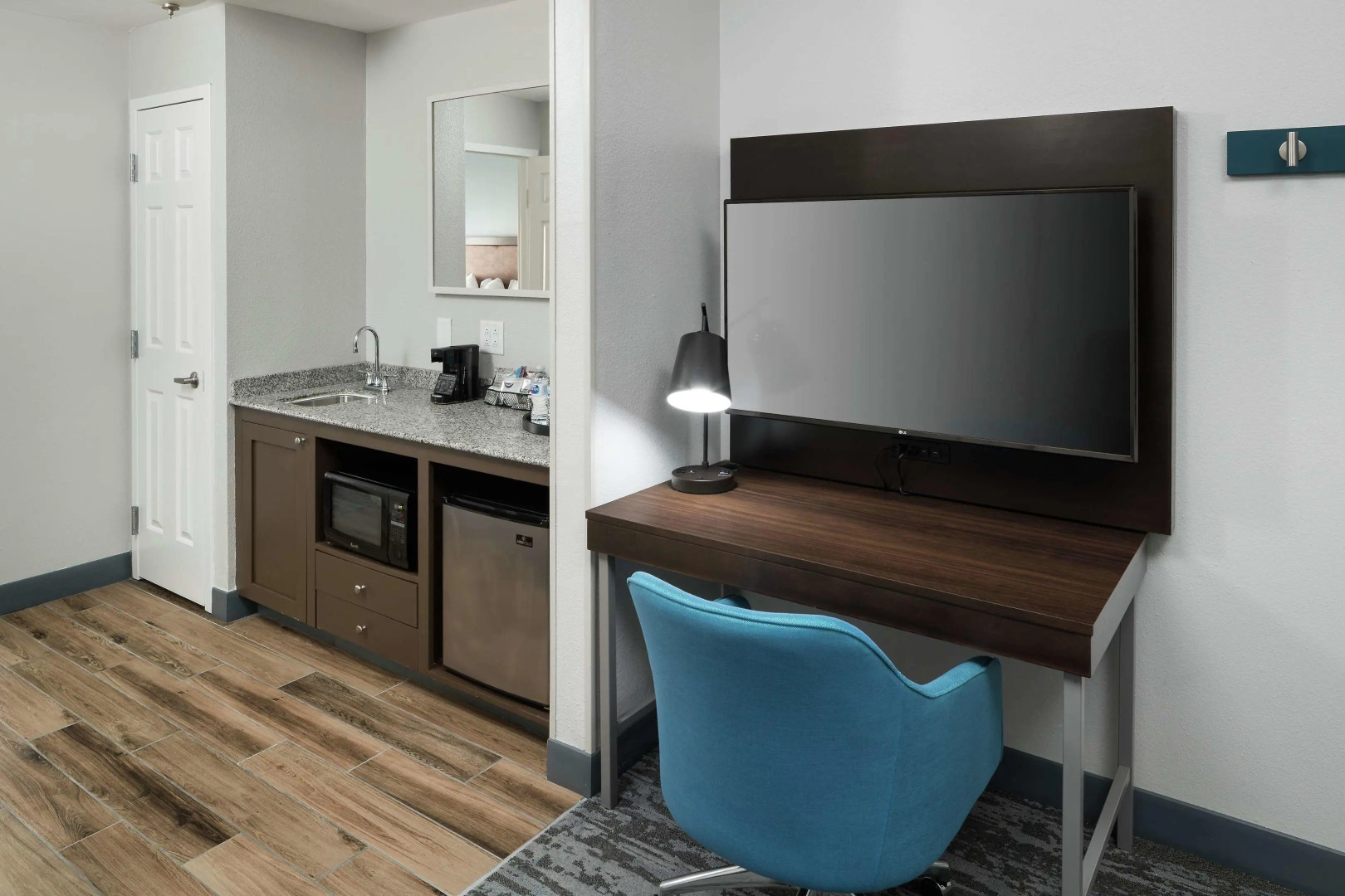 Photo - Hampton Inn & Suites Atlanta-Downtown