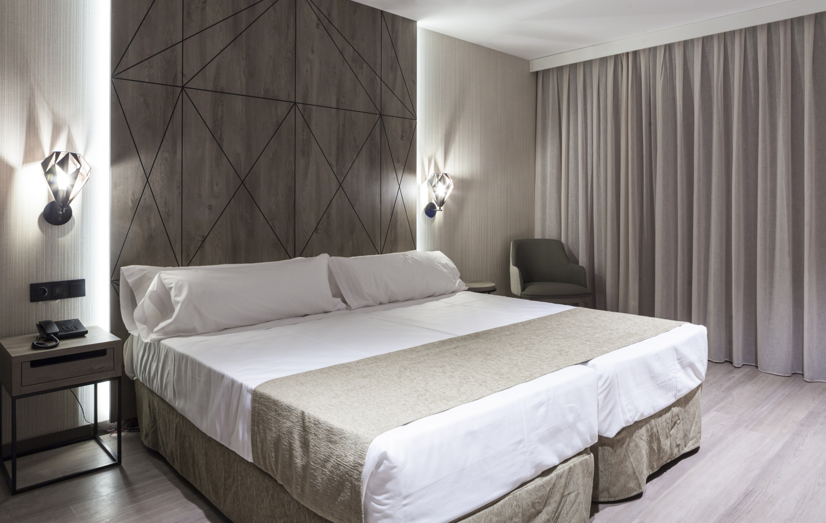 Photo - Hotel Bristol 4 Sup