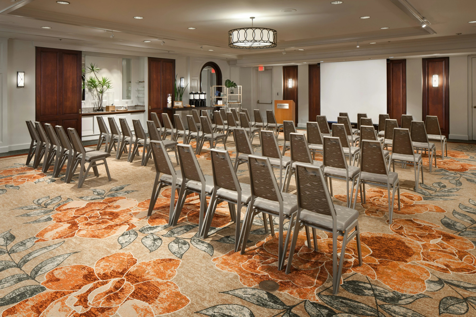 Photo - Moana Surfrider, A Westin Resort & Spa, Waikiki Beach