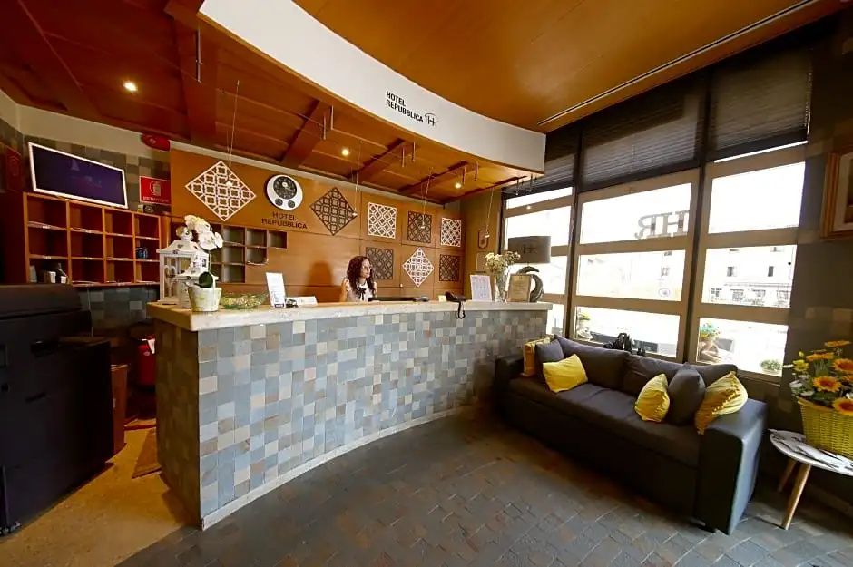 Photo - HR Hotel