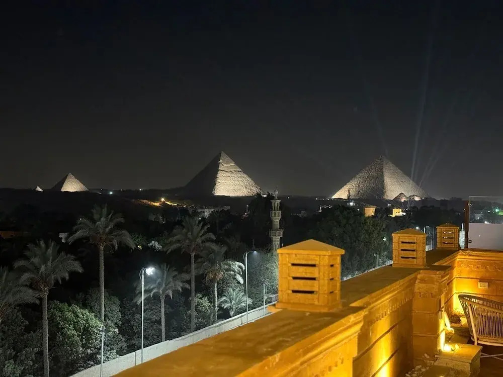 Foto - Taj Pyramids inn - Pyramids View Rooftop
