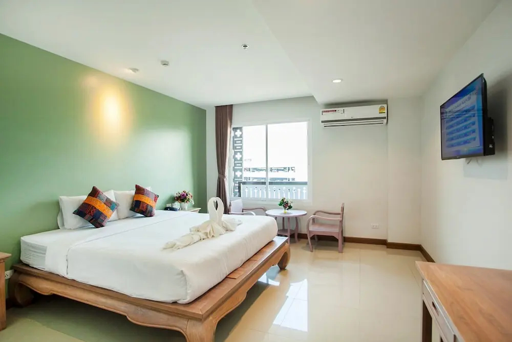 Photo - At Ruam Chok Hotel