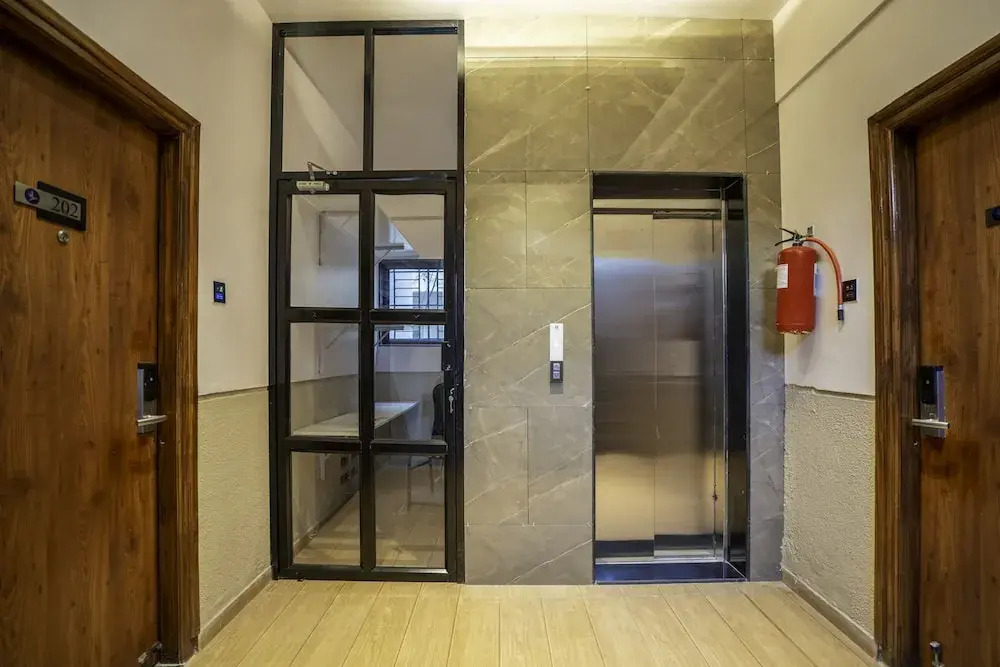 Foto - StayBird - Divine Suites, Business Hotel, Kharadi