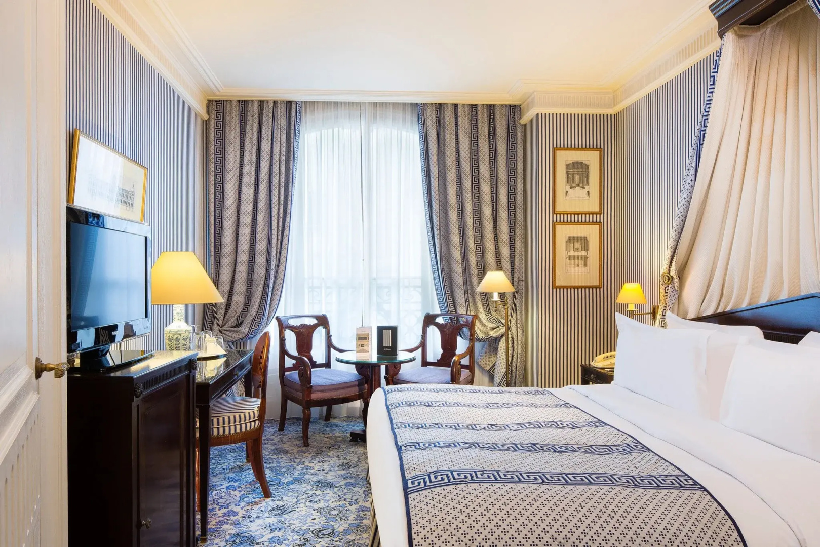 Photo - Le Dokhan’s Paris Arc de Triomphe, a Tribute Portfolio Hotel