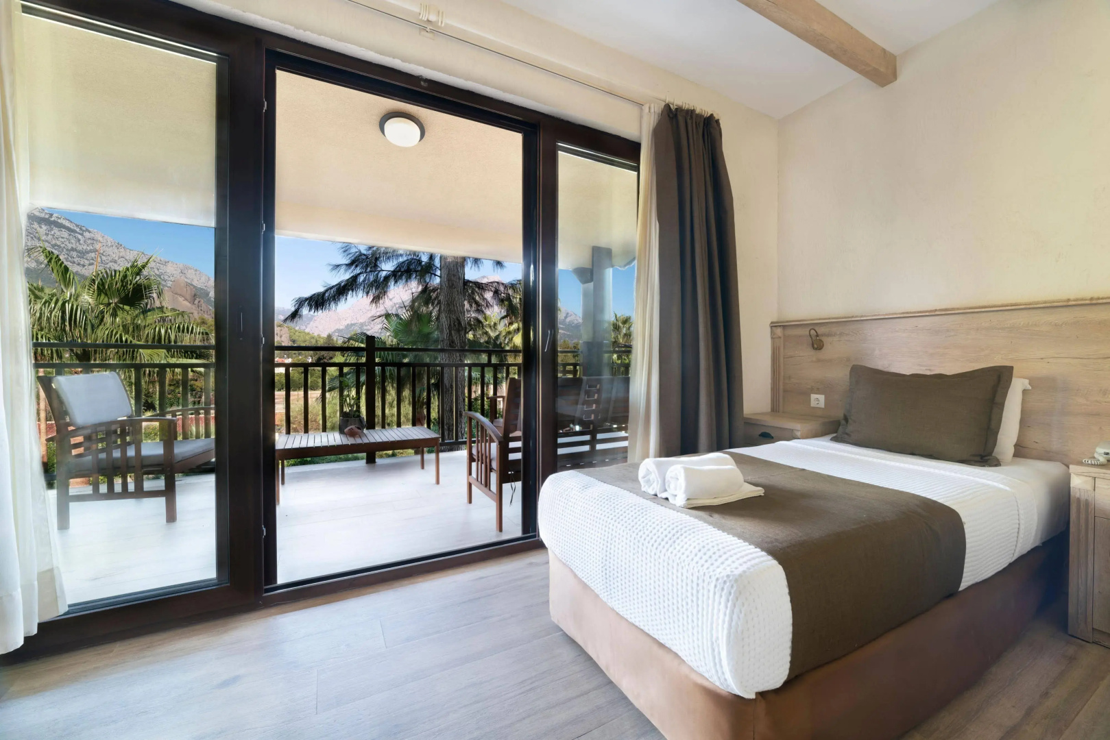 Photo - Beso Hotel Berke Ranch