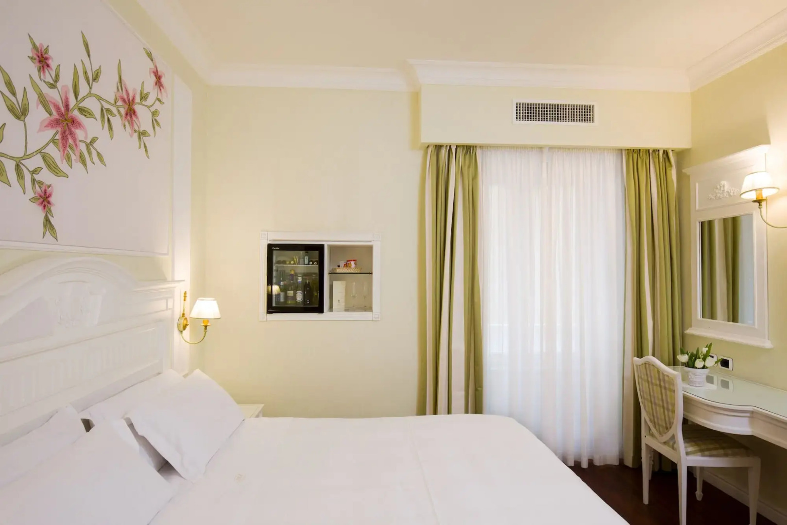 Photo - Palazzo Alabardieri