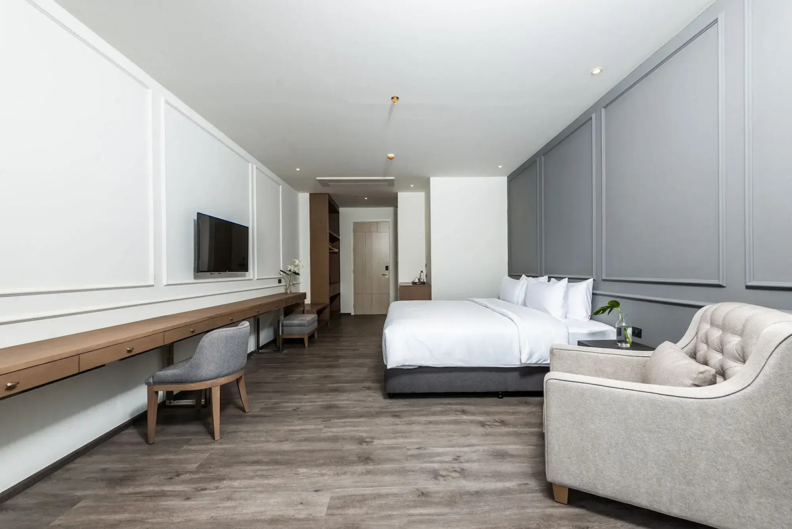 Photo - One Patio Hotel Pattaya - SHA Extra Plus