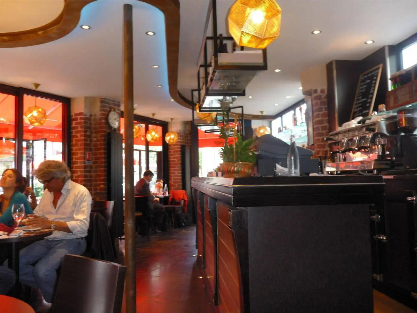 Foto - Café Hôtel de l'Avenir