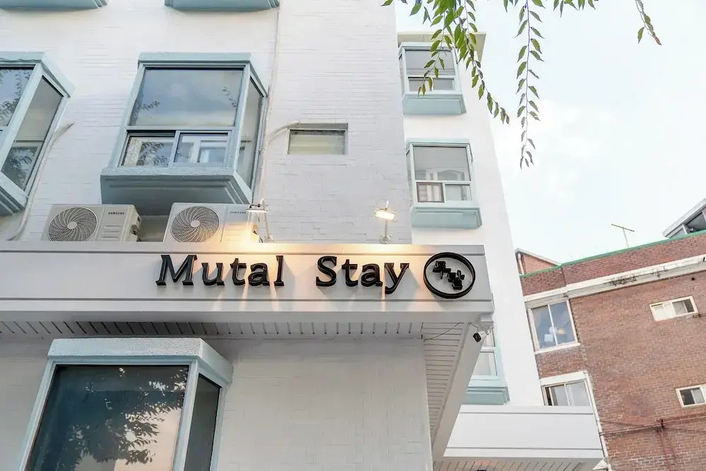 Photo - Mutal Stay