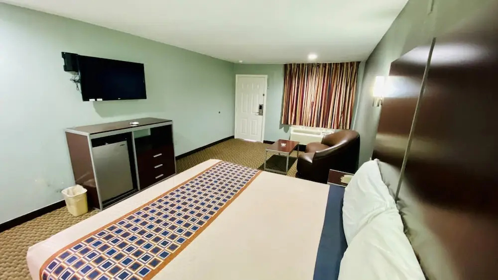 Photo - Home Place Inn & Suites