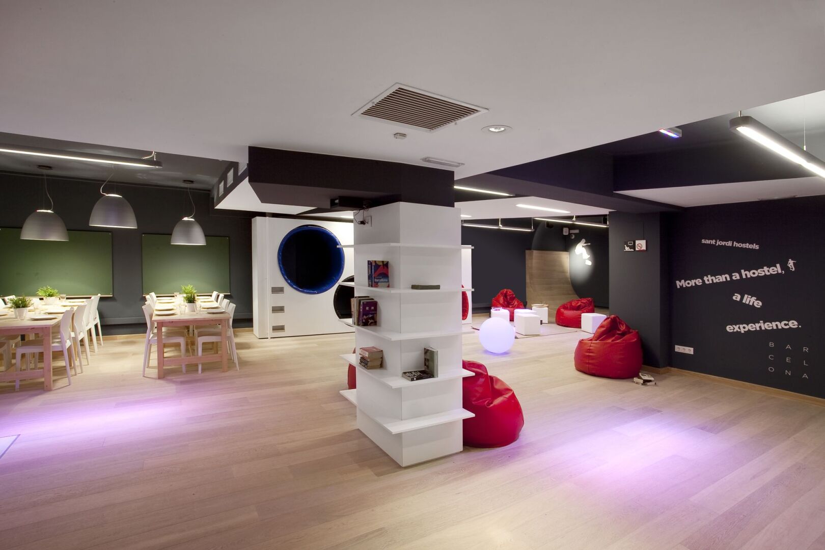 Photo - Sant Jordi Hostels Sagrada Familia