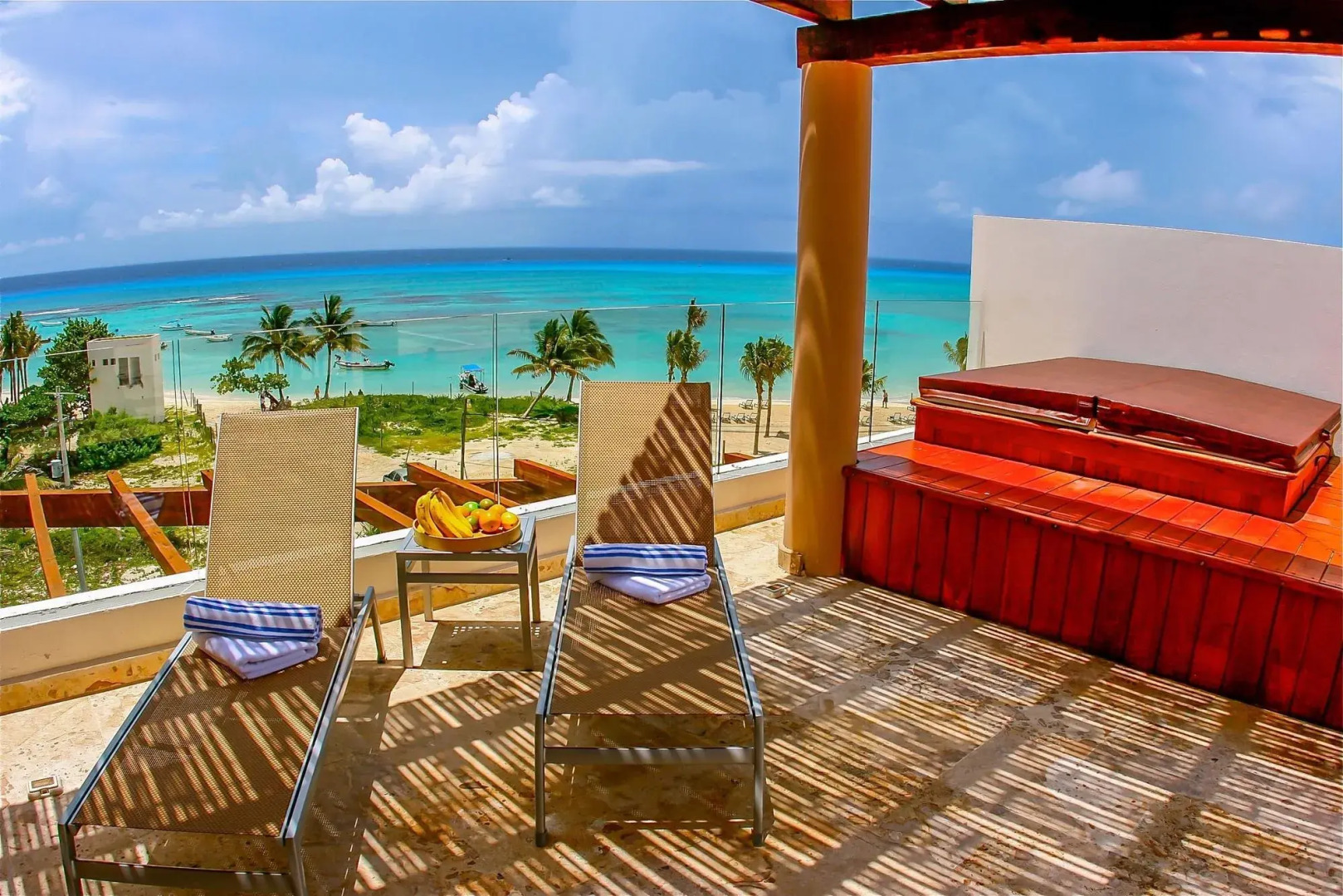 Foto - The Elements Oceanfront & Beachside Condo Hotel