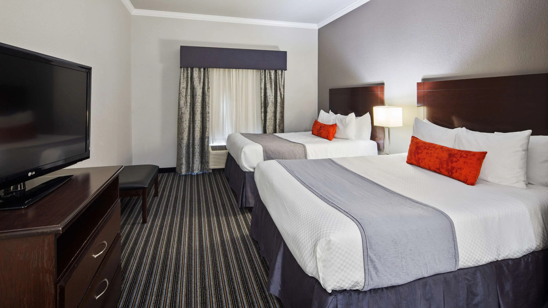 Foto - Best Western Plus Austin Airport Inn & Suites