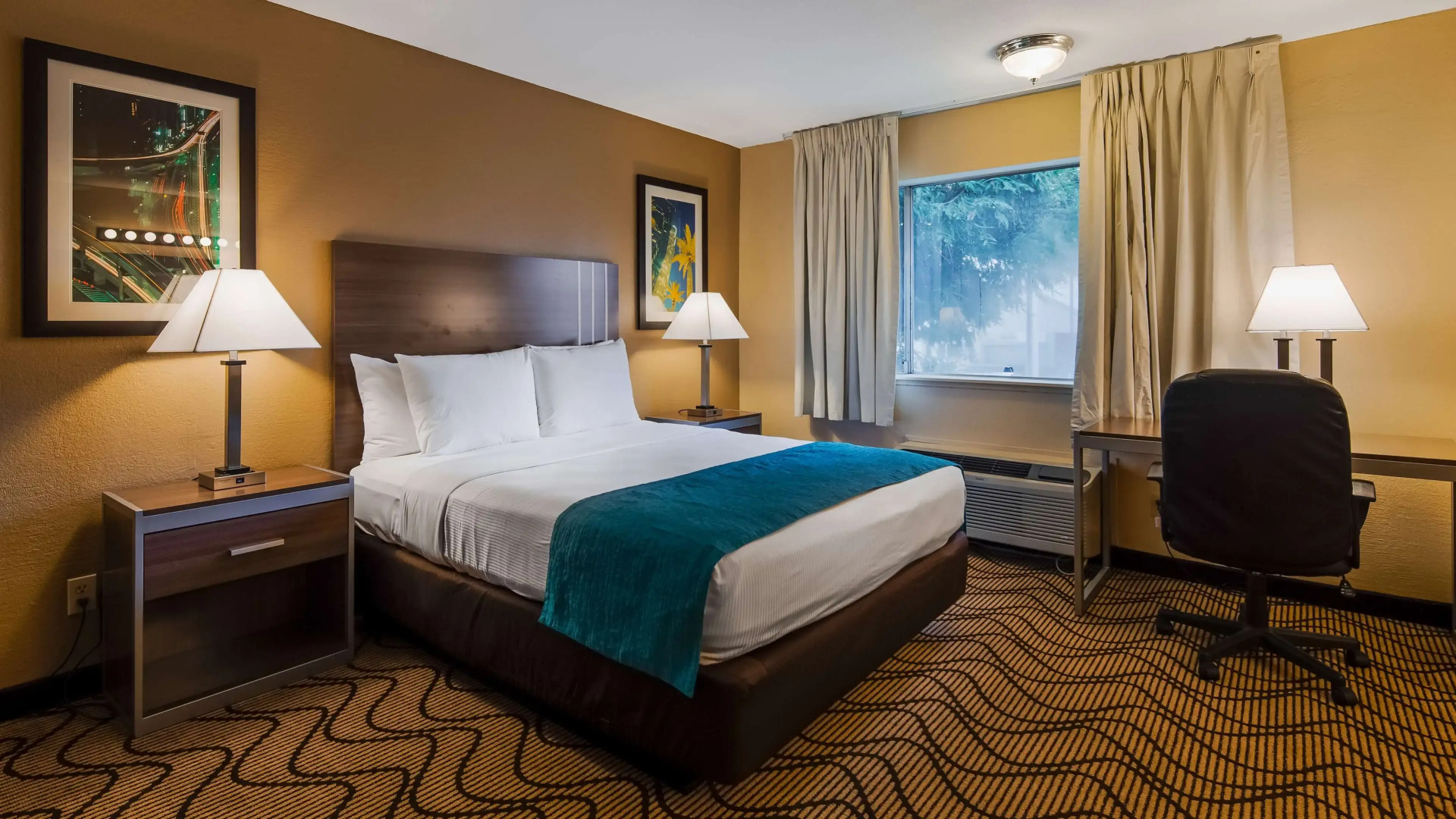Foto - SureStay Plus Hotel by Best Western Sacramento North