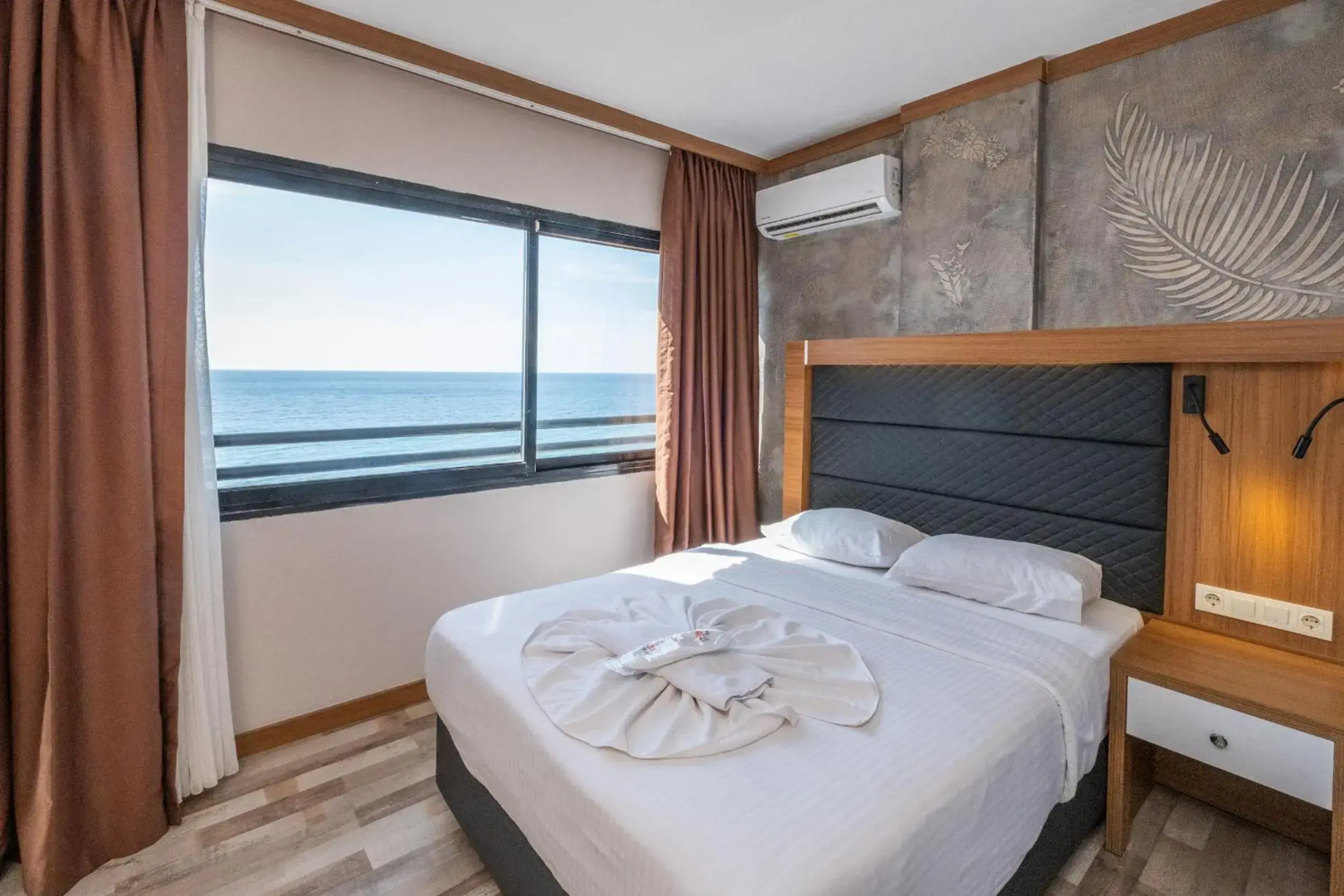 Photo - Sunday Beach Hotel
