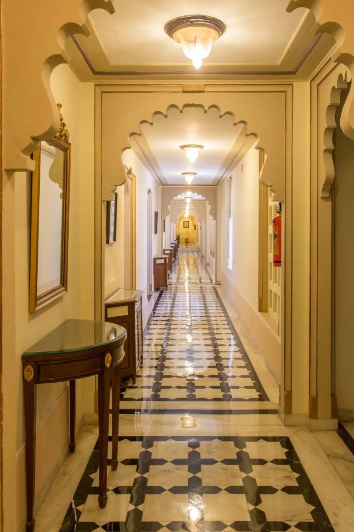 Photo - Taj Fateh Prakash Palace