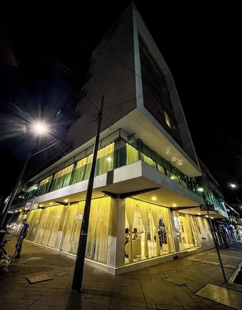 Photo - HVH by Yaxché