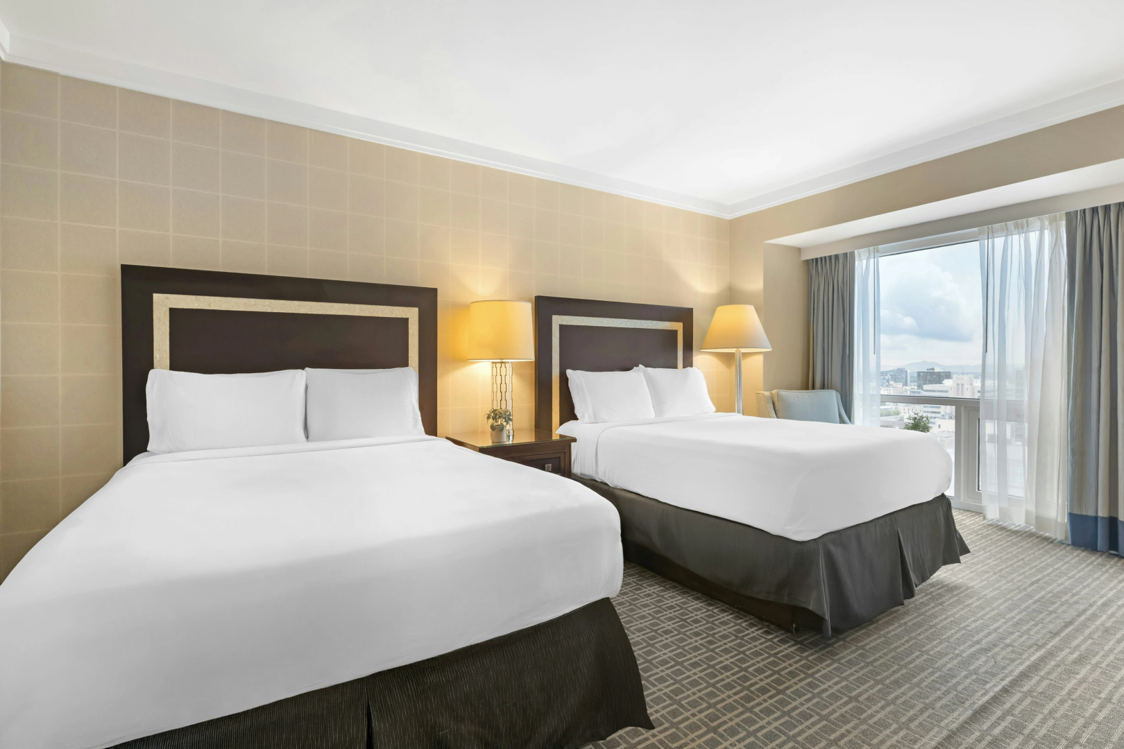 Photo - Omni Los Angeles Hotel at California Plaza