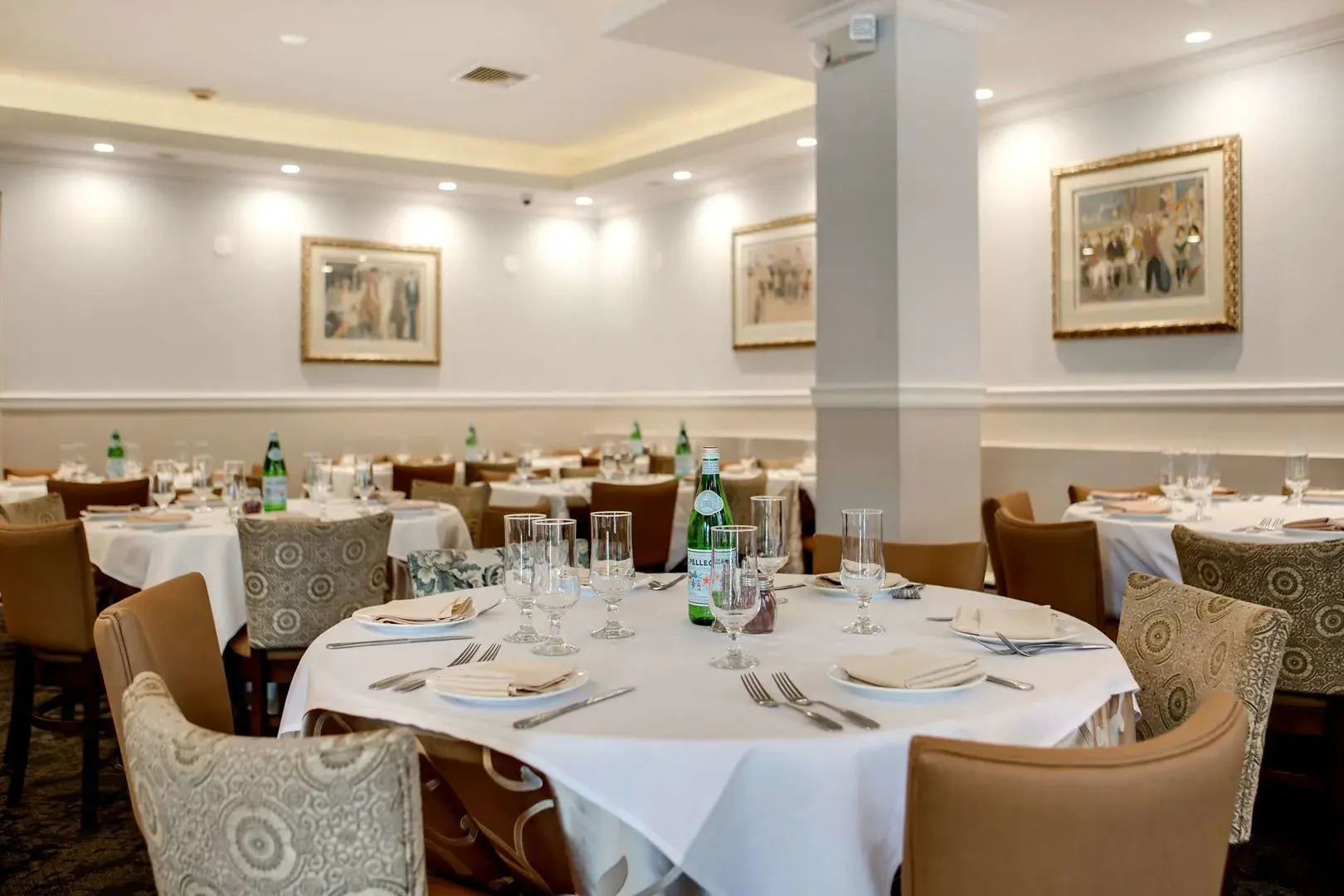 Photo - The Andrew Hotel