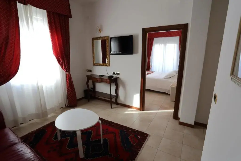 Photo - Hotel Du Soleil