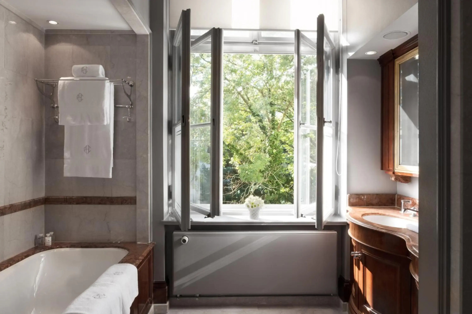 Foto - Schlosshotel Berlin