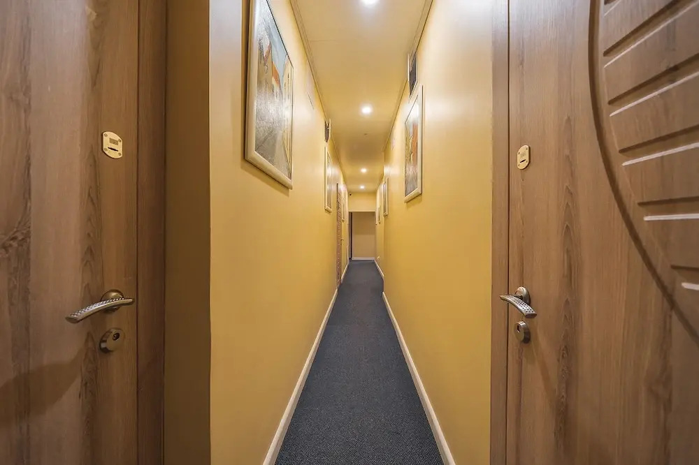 Photo - Station Self Check-in Apartments - Lollo Stay