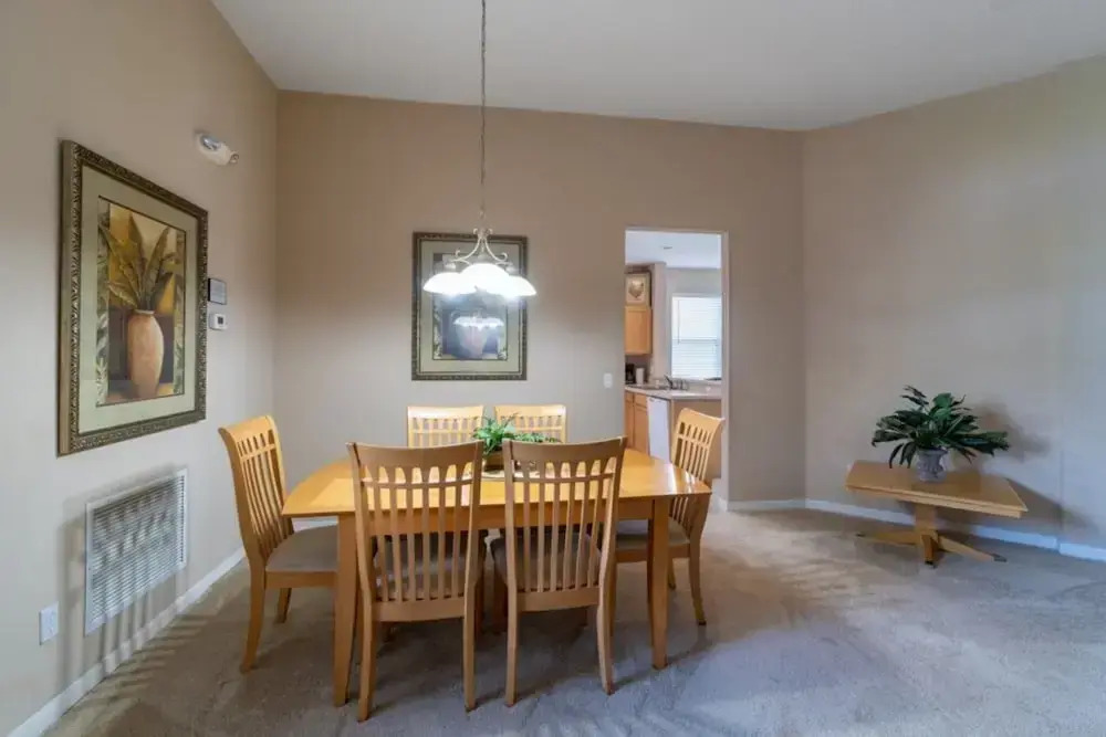 Foto - 4 Bedroom Value Plus Home with Private Pool