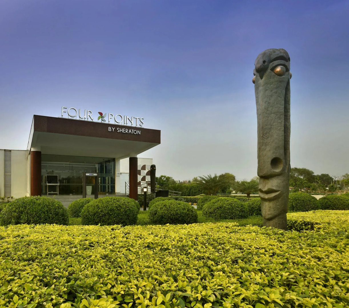 Foto - Four Points by Sheraton New Delhi, Airport Highway