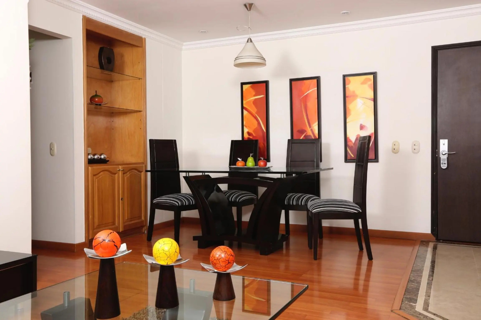 Photo - Hotel Suites 108