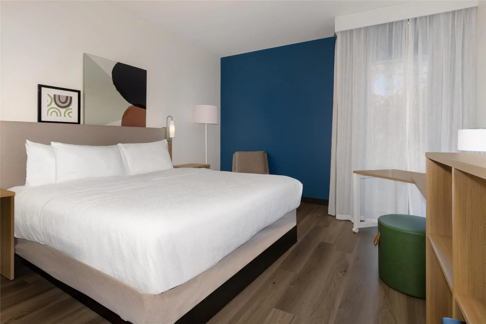 Photo - Spark By Hilton Montreal Midtown