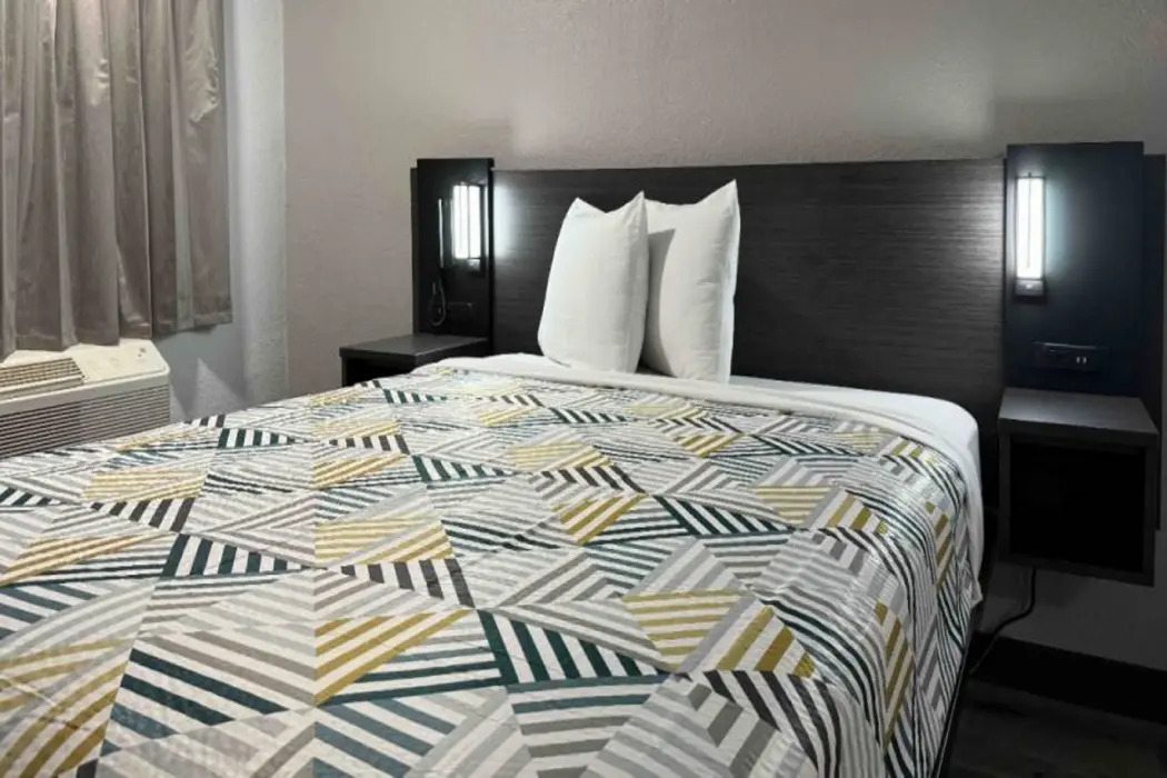 Photo - Motel 6-Bradenton, FL