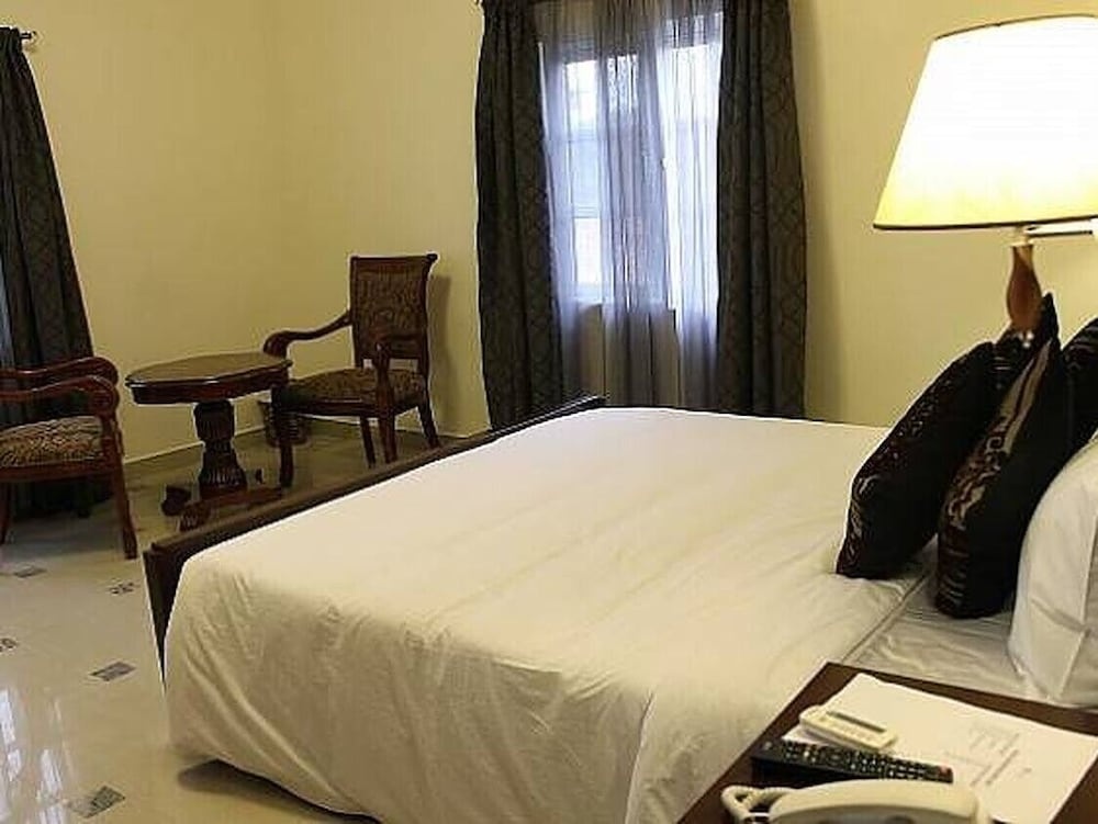 Adsuit Hotel Calabar