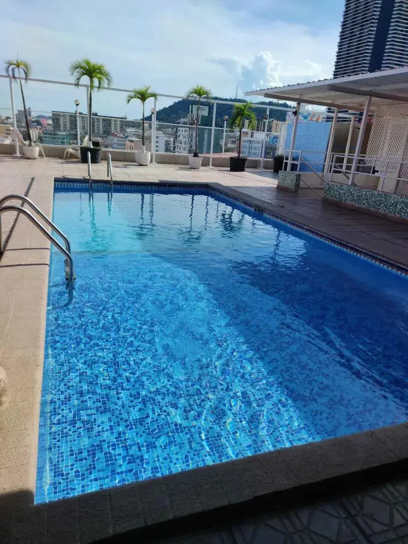 Photo - Hotel San Thomas Inn