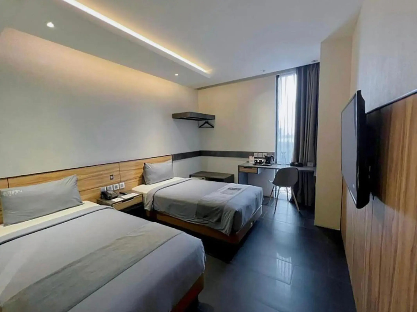 Photo - Erian Hotel