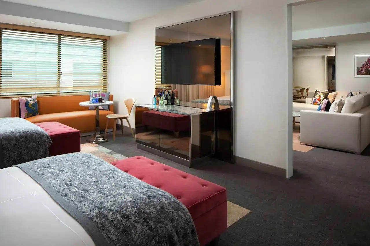 Photo - SLS Hotel, a Luxury Collection Hotel, Beverly Hills