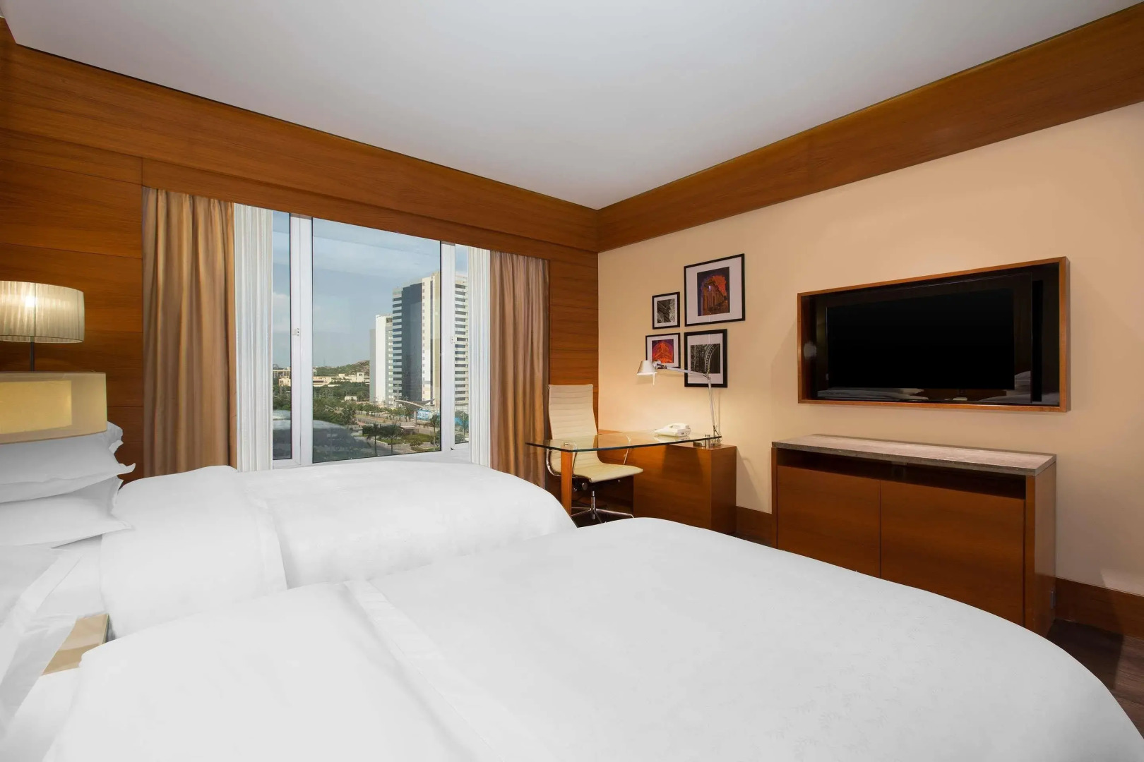 Photo - Sheraton Hyderabad Hotel