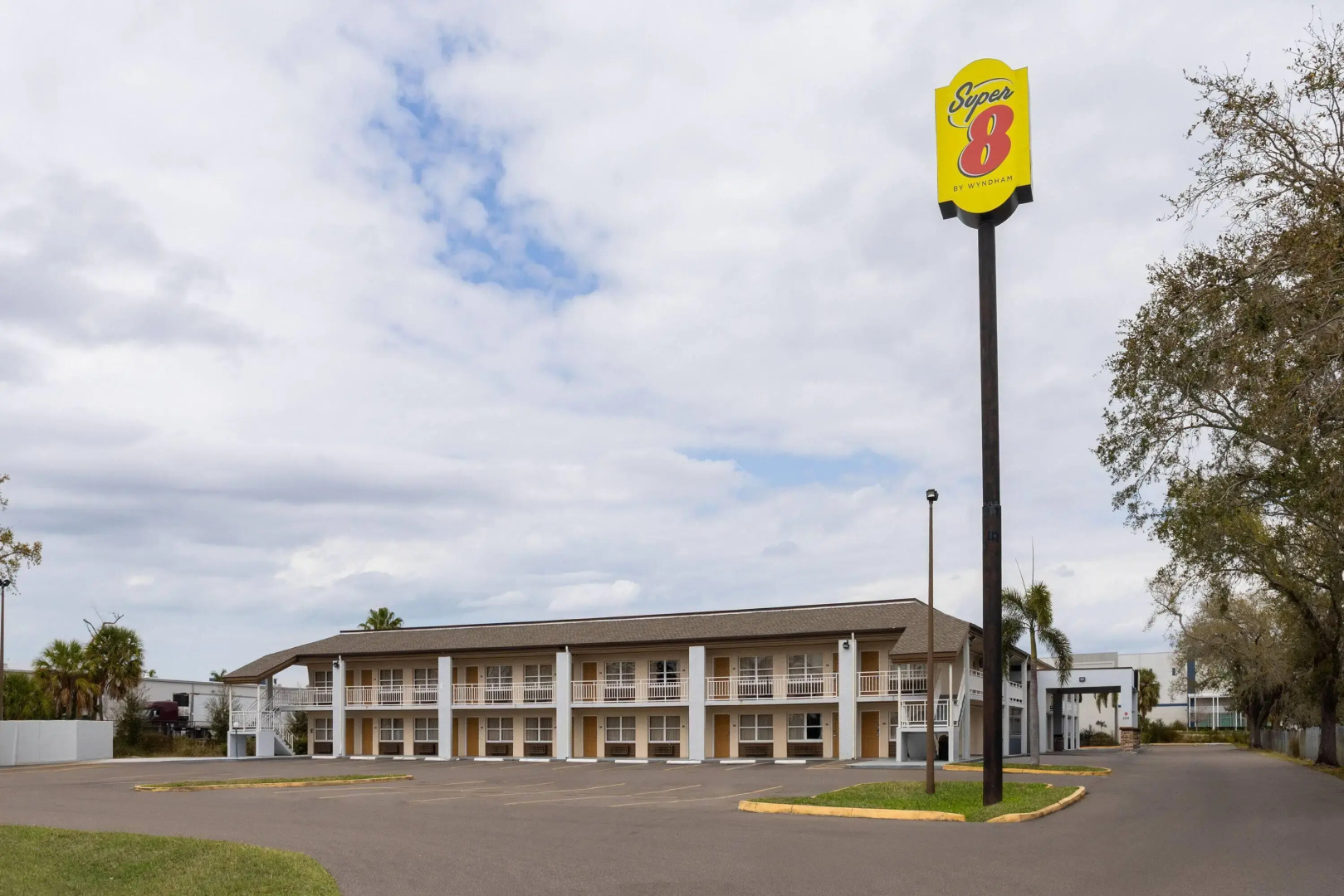 Foto - Super 8 by Wyndham Ellenton Bradenton Area