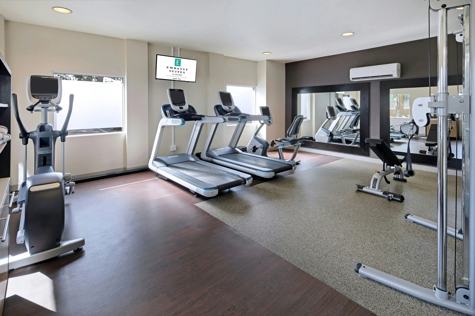 Foto - Embassy Suites by Hilton Anaheim North