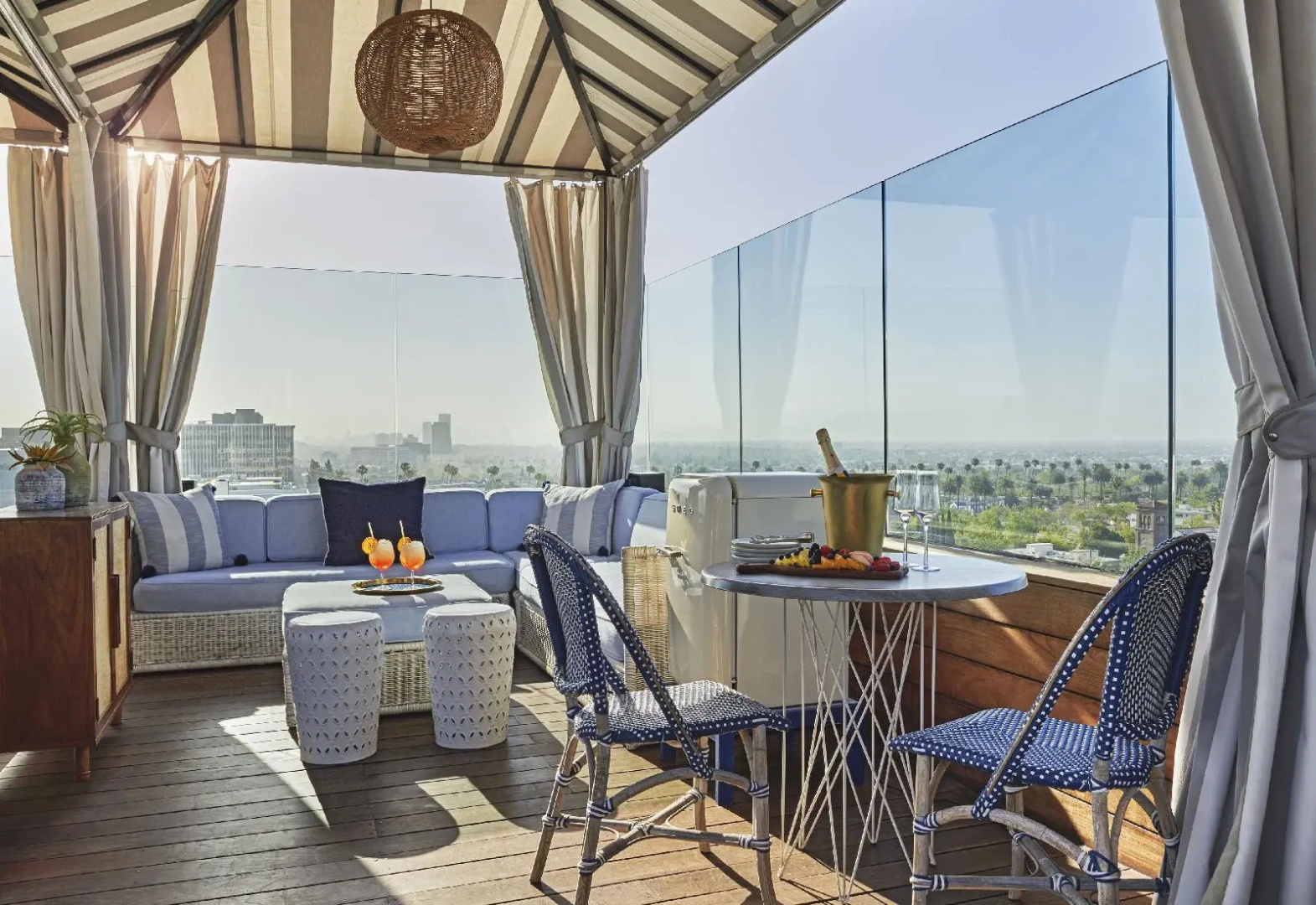 Foto - SIXTY Beverly Hills