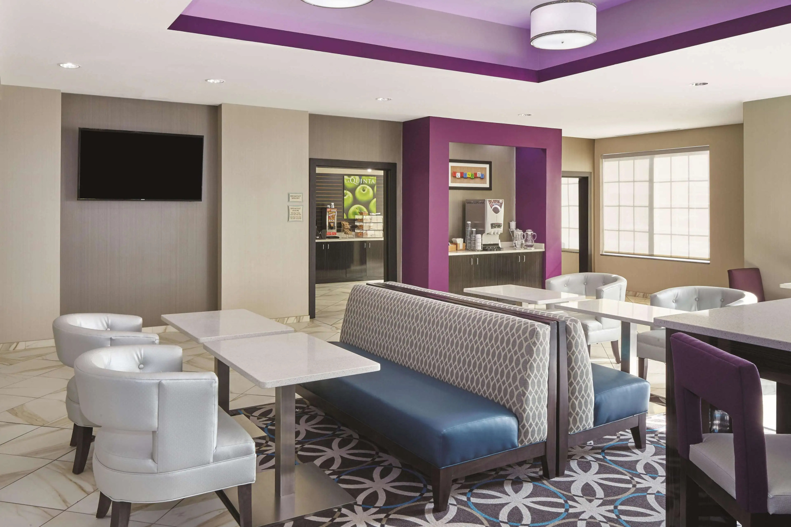 Photo - La Quinta Inn & Suites by Wyndham Springfield IL